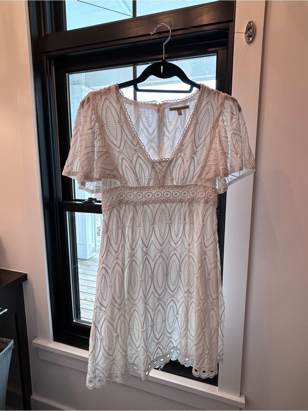 Nanette Lepore Collection White Eyelet Lace Dress Size 4